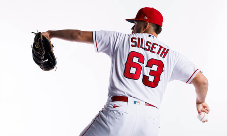 Chase Silseth MLB Prospects (1)