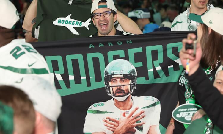 Aaron Rodgers Quarterbacks in New Places